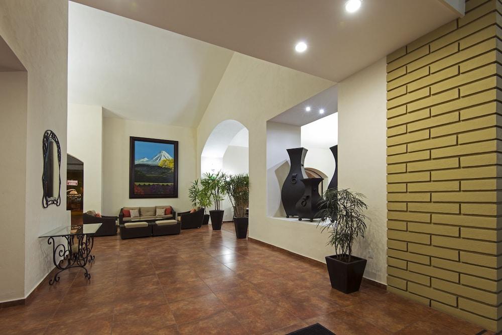 Concierge Plaza La Villa Коліма Екстер'єр фото