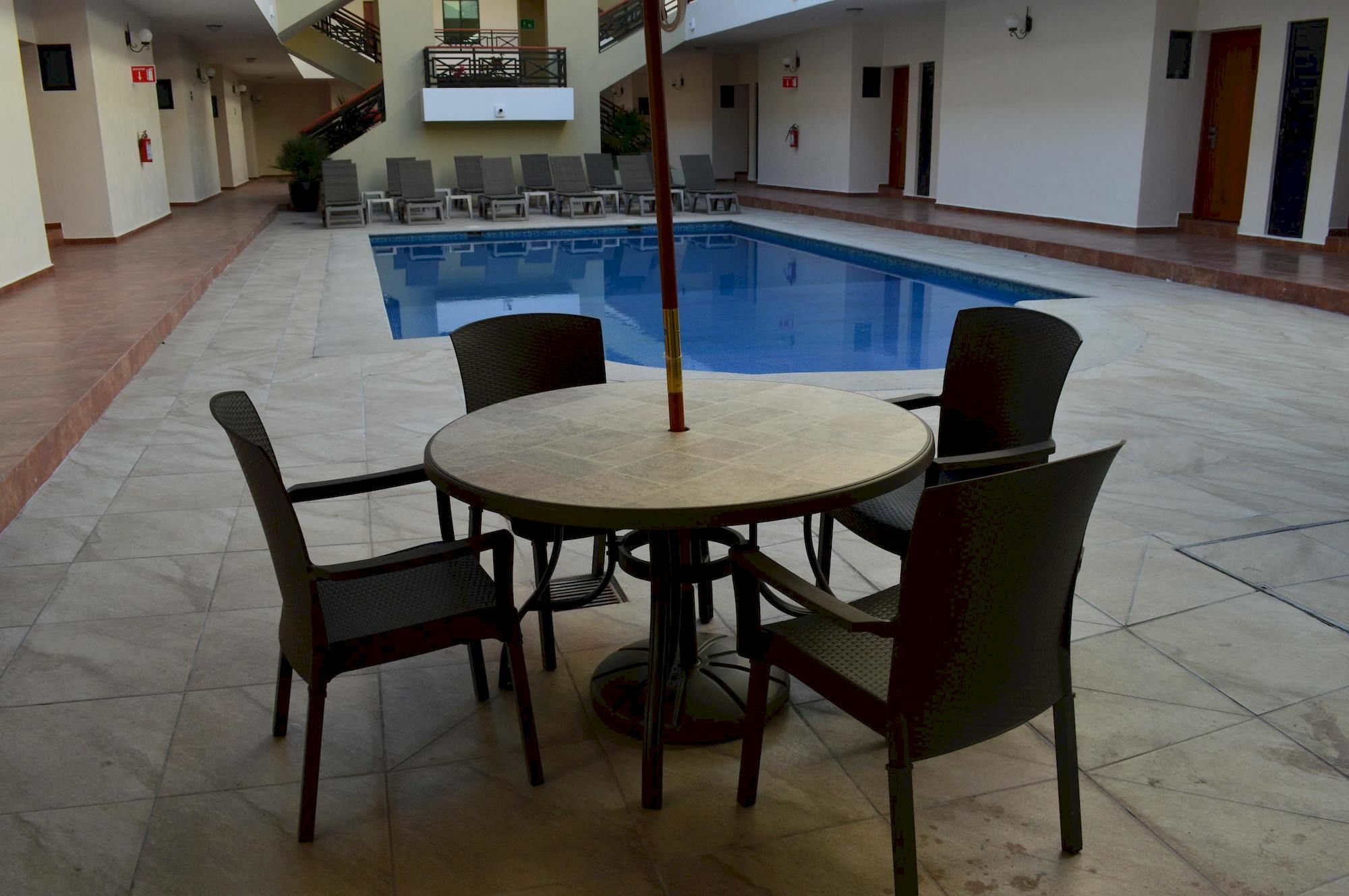 Concierge Plaza La Villa Коліма Екстер'єр фото