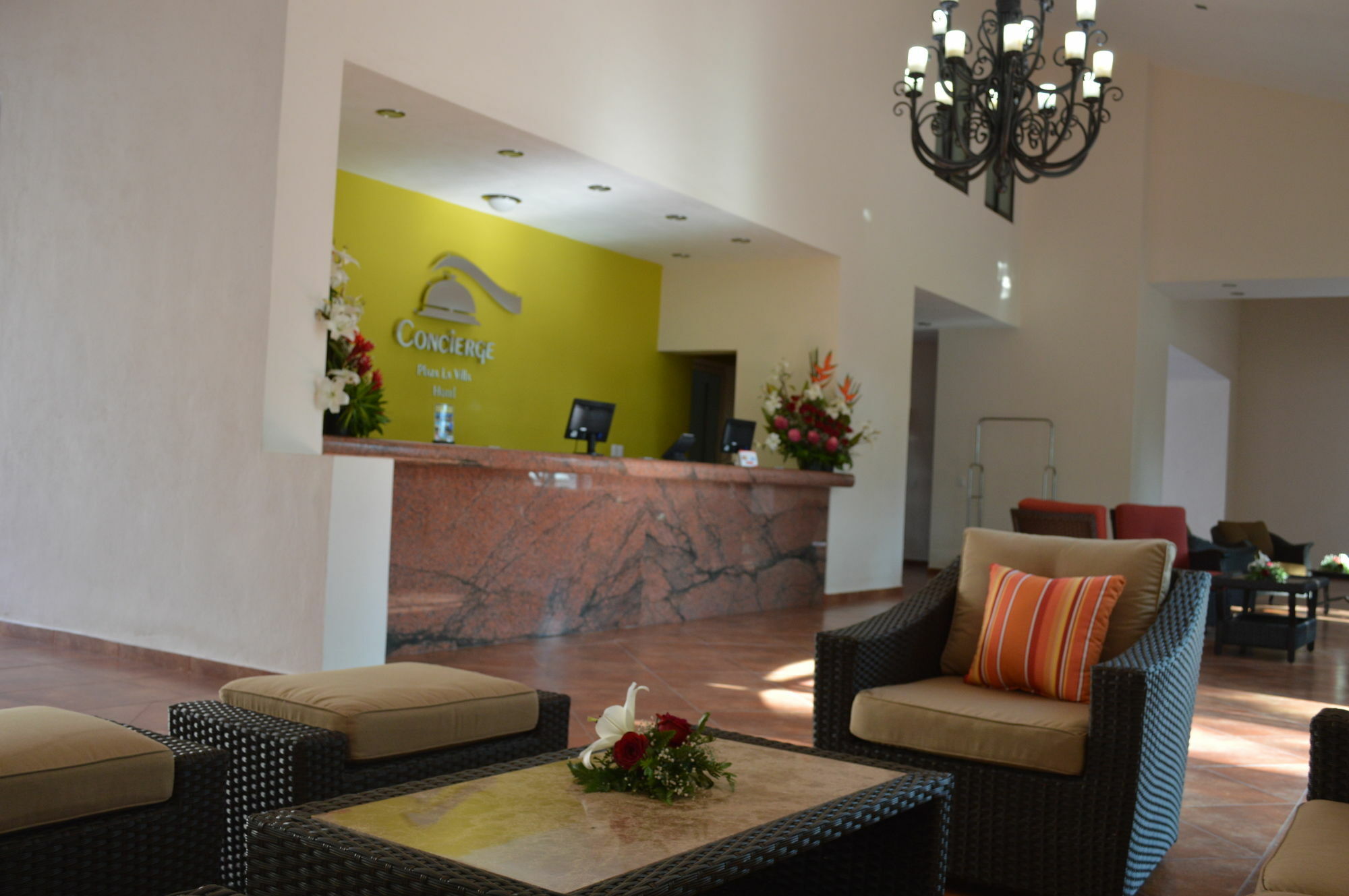 Concierge Plaza La Villa Коліма Екстер'єр фото