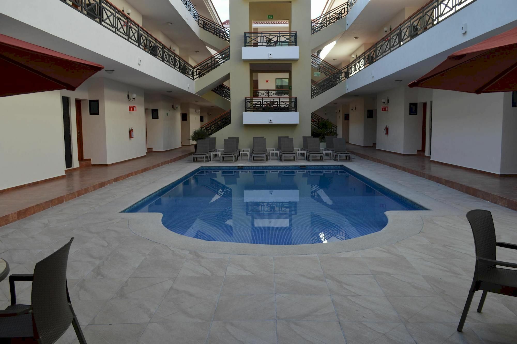 Concierge Plaza La Villa Коліма Екстер'єр фото