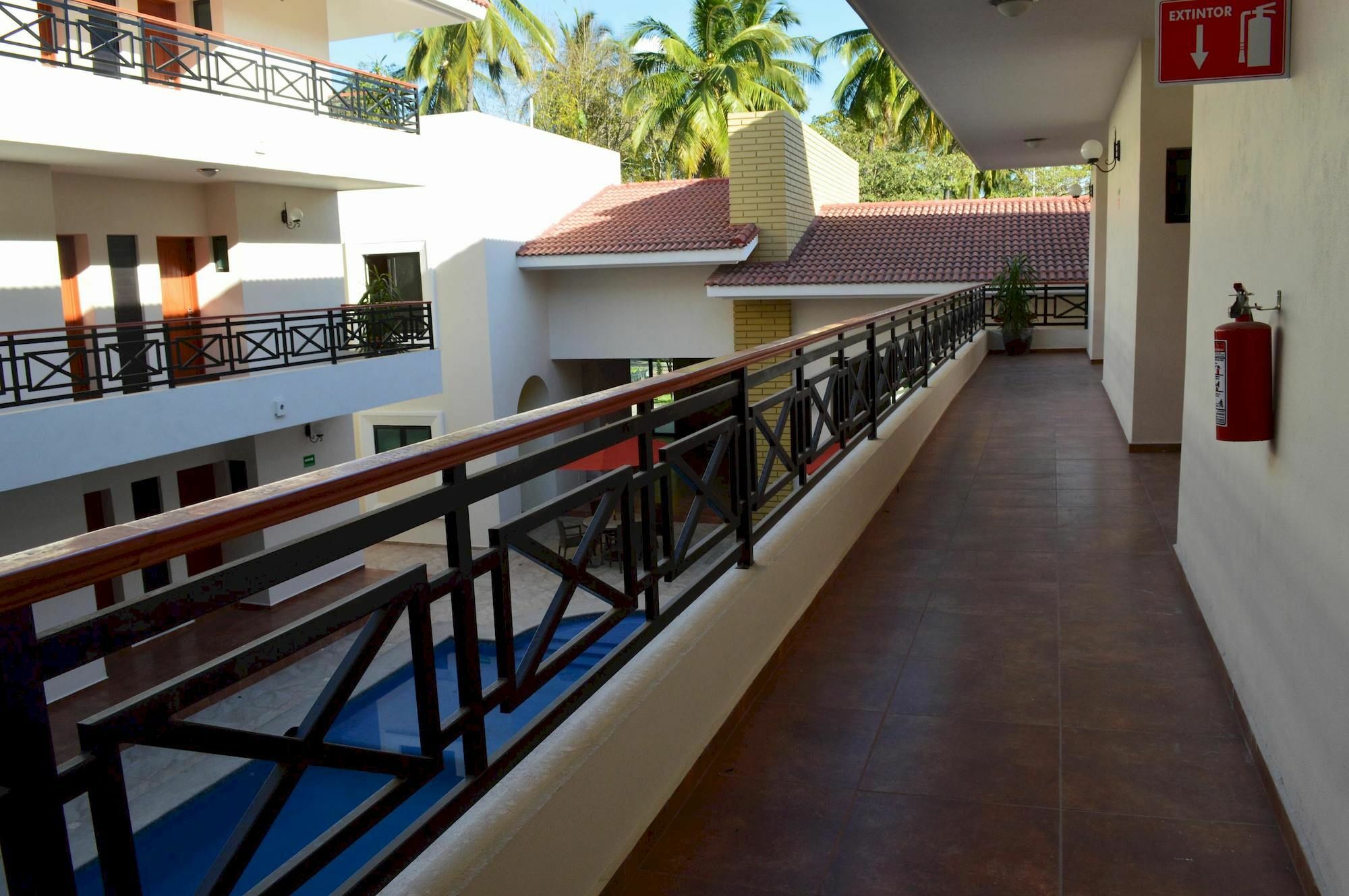 Concierge Plaza La Villa Коліма Екстер'єр фото